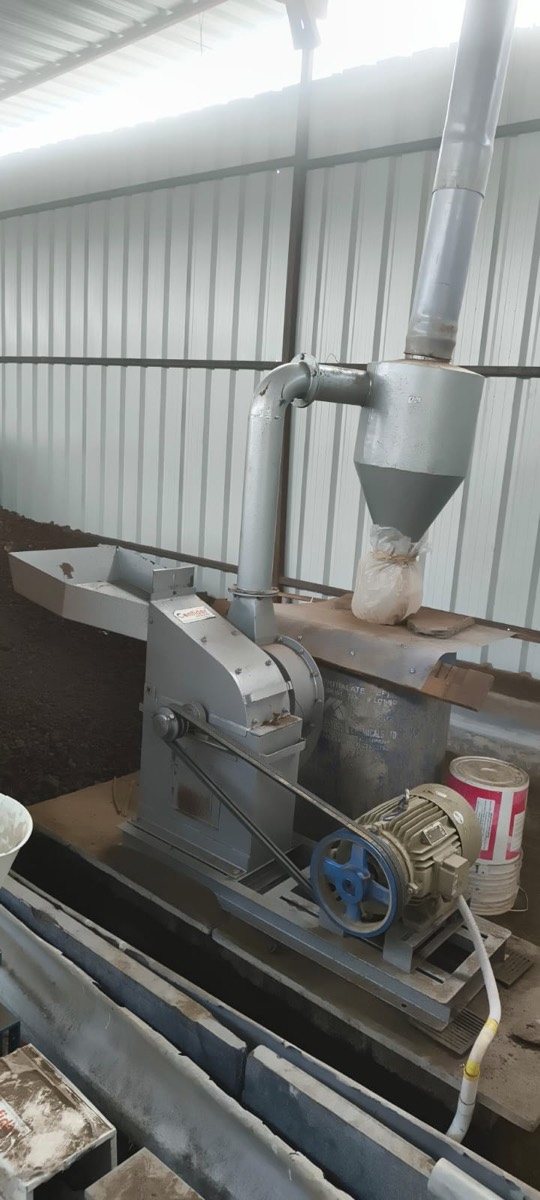 Cow dung powder processing machinery